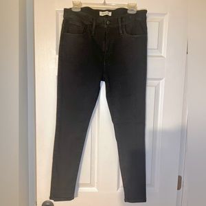 Madewell Petite Skinny Jeans in Bennett Black